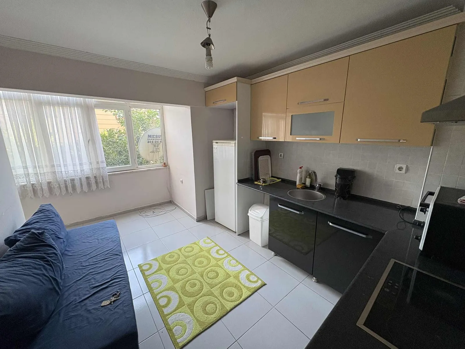 MİRAY EMLAKTAN ÇARŞIYA YAKIN DOĞALGAZLI EŞYALI KİRALIK 2+1 DAİRE