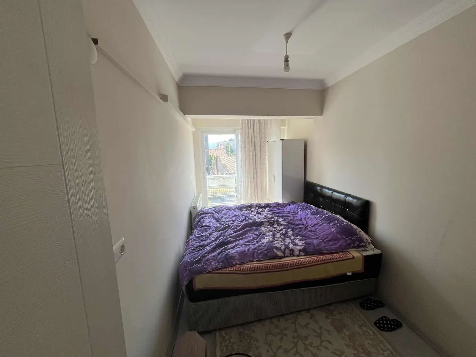 MİRAY EMLAKTAN SÜMER MAHALLESİNDE EŞYALI KİRALIK 1+1 DAİRE