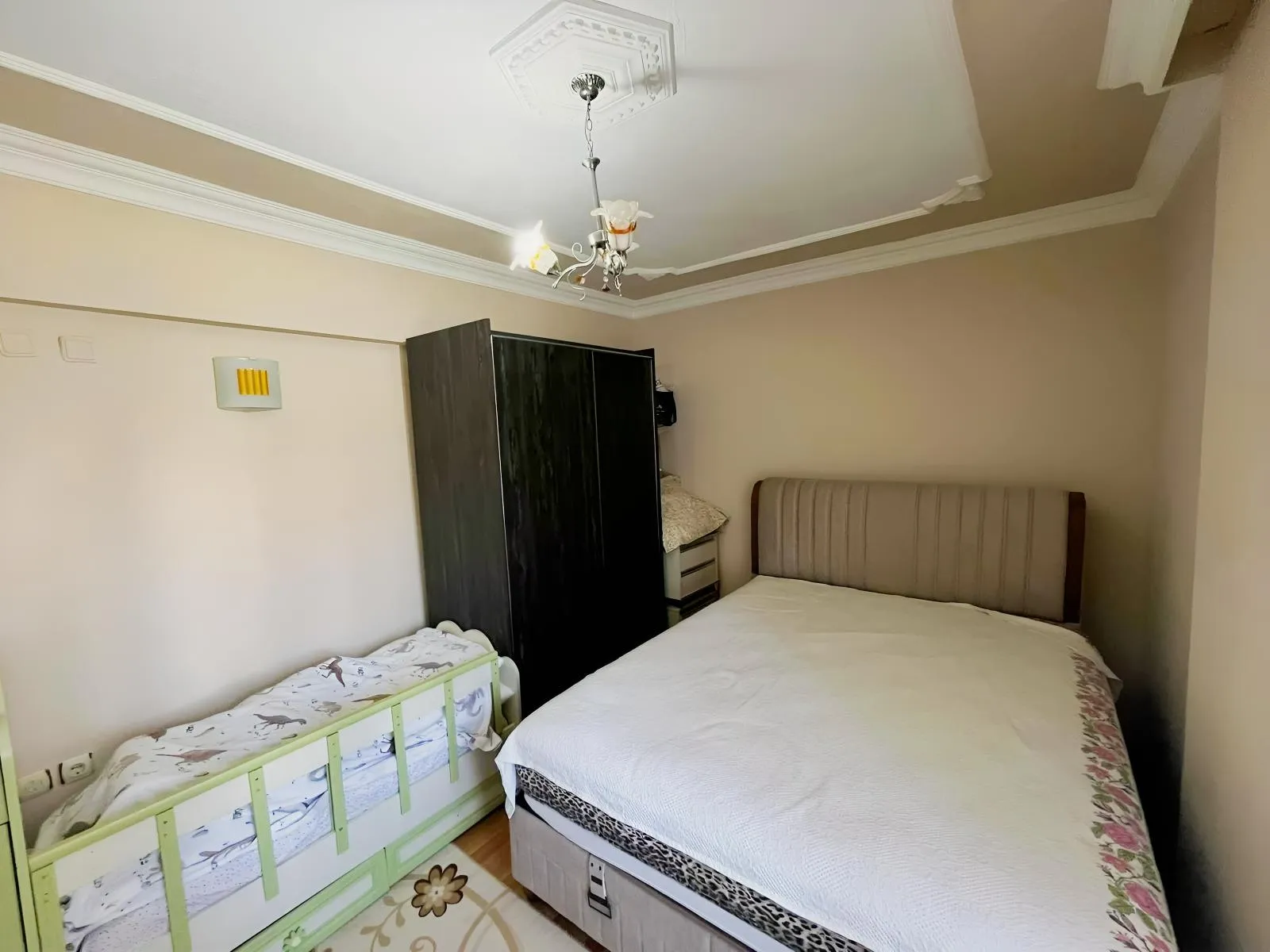 MİRAY EMLAKTAN ZAFER MAHALLESİNDE SATILIK 3+1 DAİRE